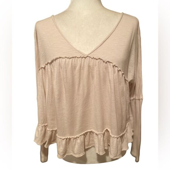 Altar’d State Ruffled Cropped Shirt Size Medium Light Tan Flowy - Picture 1 of 10